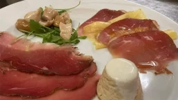 antipasto misto con funghi
